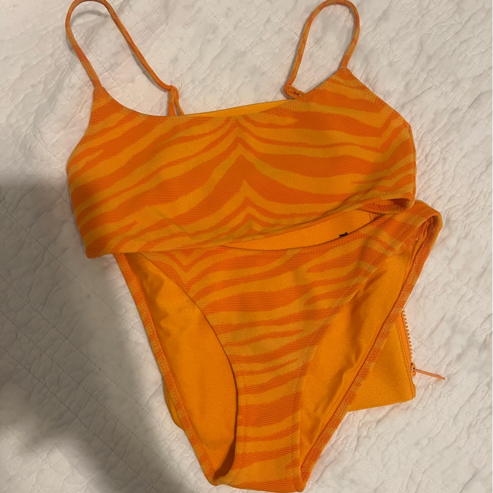 triangl bikini